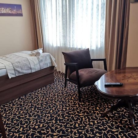 Hotel Zum Weissen Ochsen Aalen Dış mekan fotoğraf
