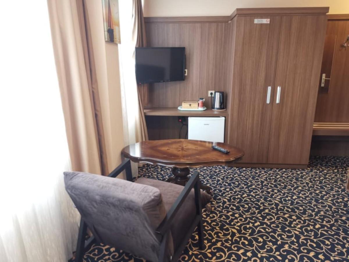 Hotel Zum Weissen Ochsen Aalen Dış mekan fotoğraf