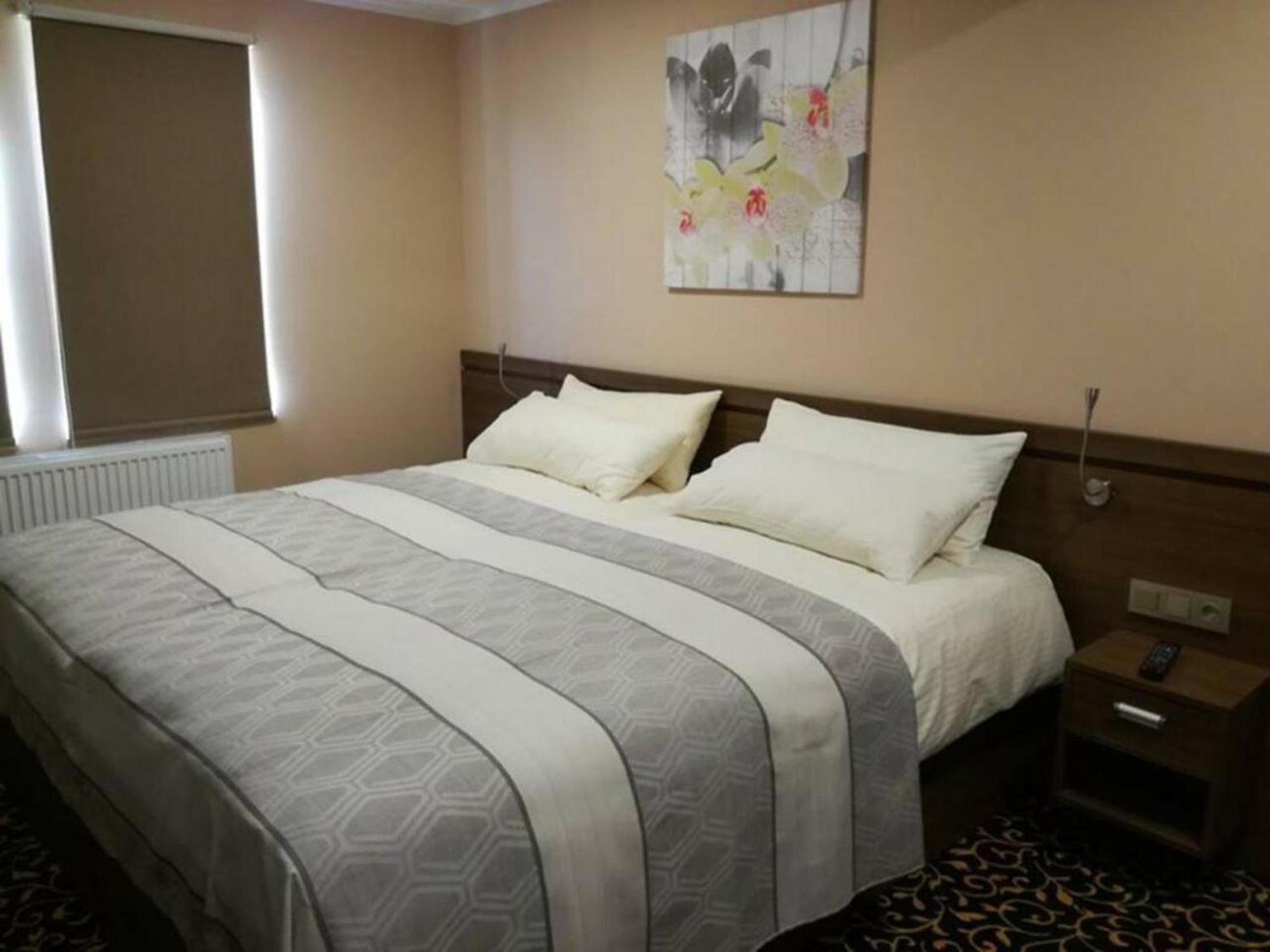 Hotel Zum Weissen Ochsen Aalen Dış mekan fotoğraf