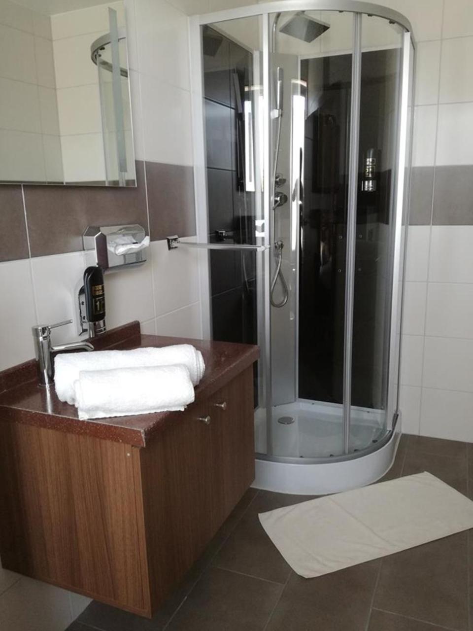 Hotel Zum Weissen Ochsen Aalen Dış mekan fotoğraf
