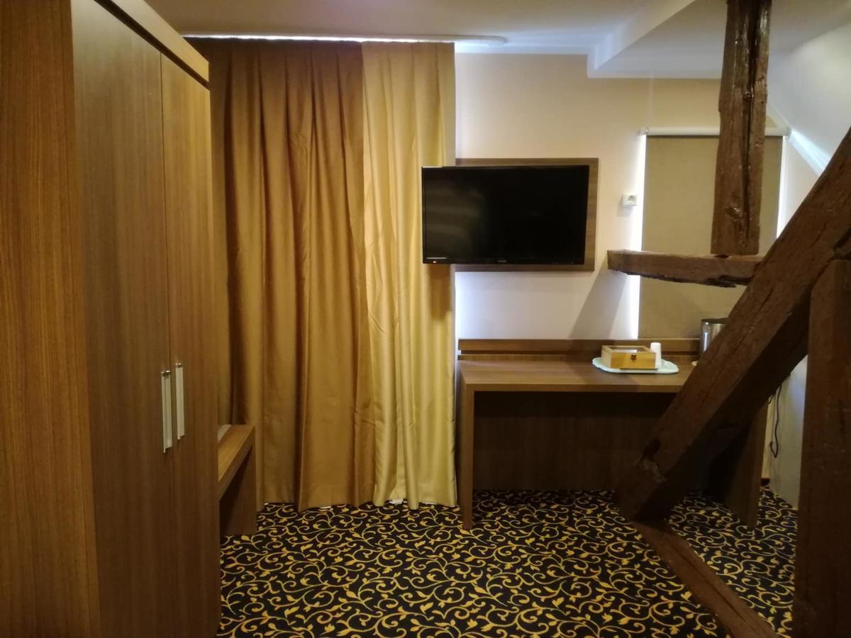 Hotel Zum Weissen Ochsen Aalen Dış mekan fotoğraf