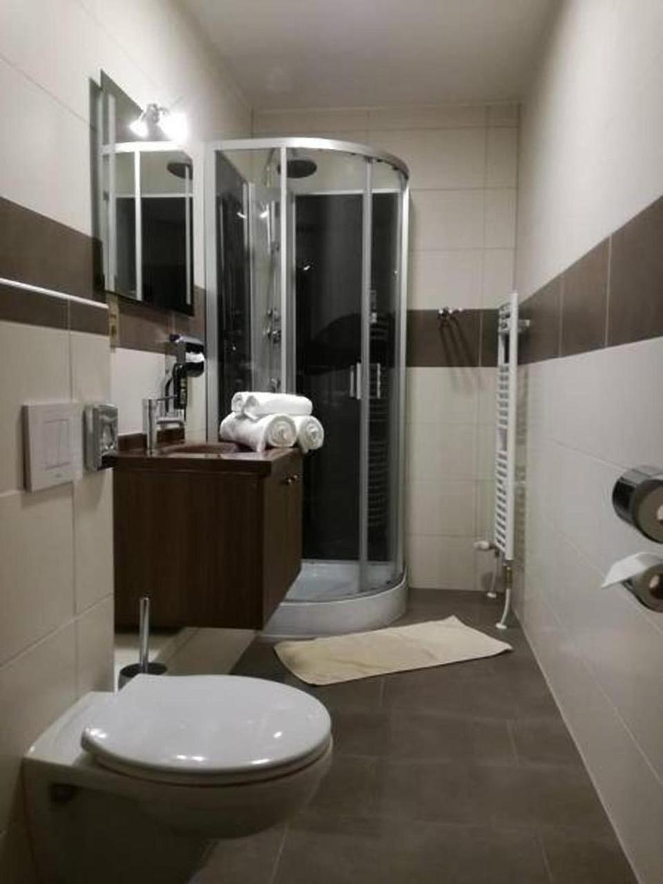 Hotel Zum Weissen Ochsen Aalen Dış mekan fotoğraf