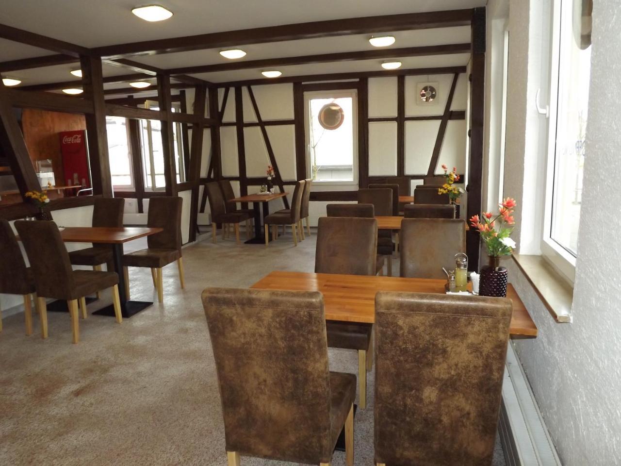 Hotel Zum Weissen Ochsen Aalen Dış mekan fotoğraf