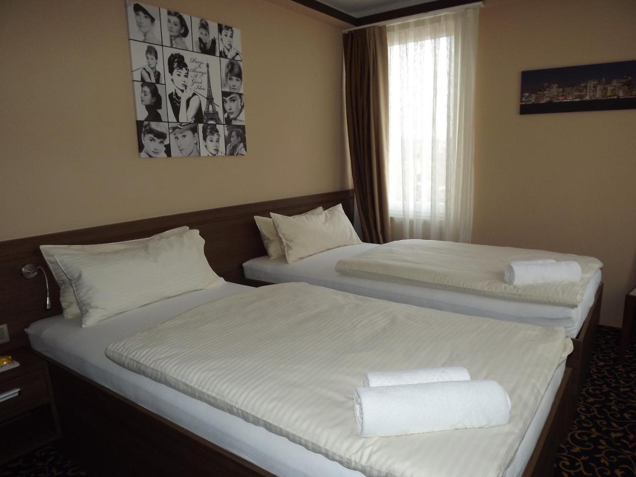 Hotel Zum Weissen Ochsen Aalen Dış mekan fotoğraf