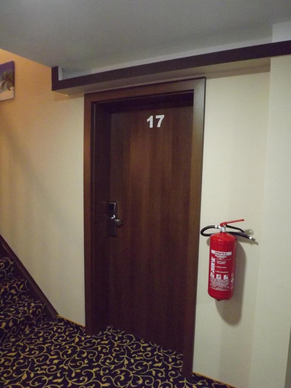 Hotel Zum Weissen Ochsen Aalen Dış mekan fotoğraf