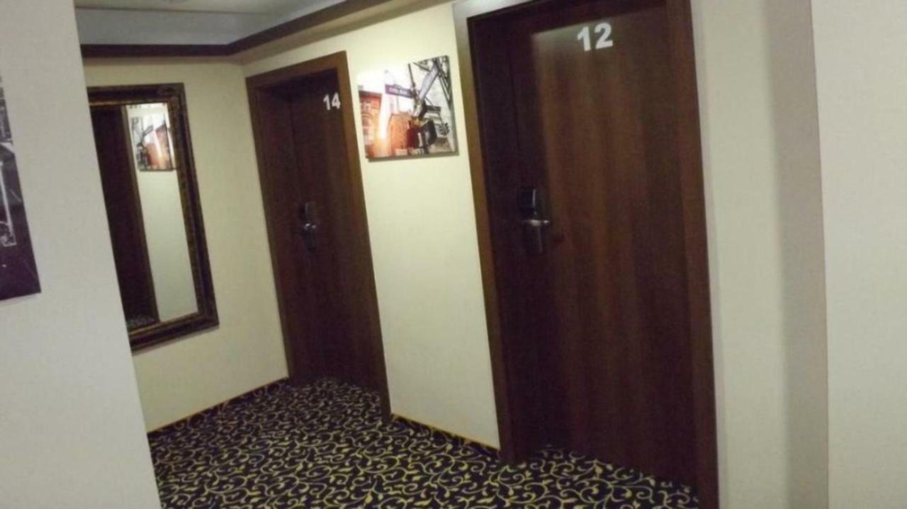 Hotel Zum Weissen Ochsen Aalen Dış mekan fotoğraf